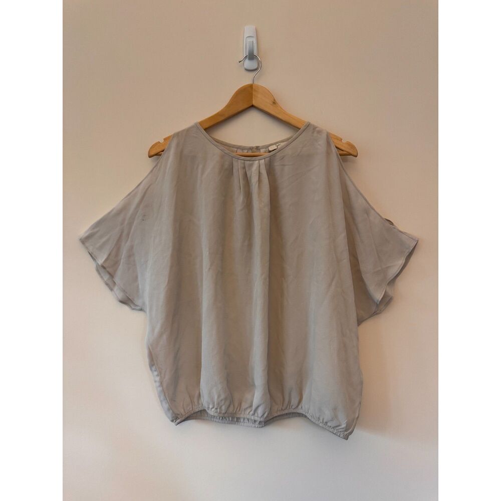 Joie Grey Silk Verrico Cold Shoulder Top Size Large - Picture 1 of 7